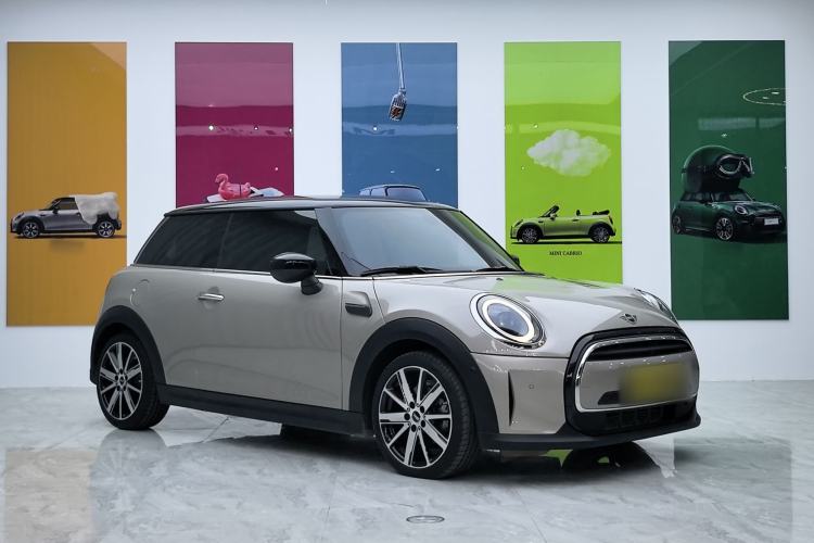 Used  MINI 2023 Updated 1.5T COOPER Artist
