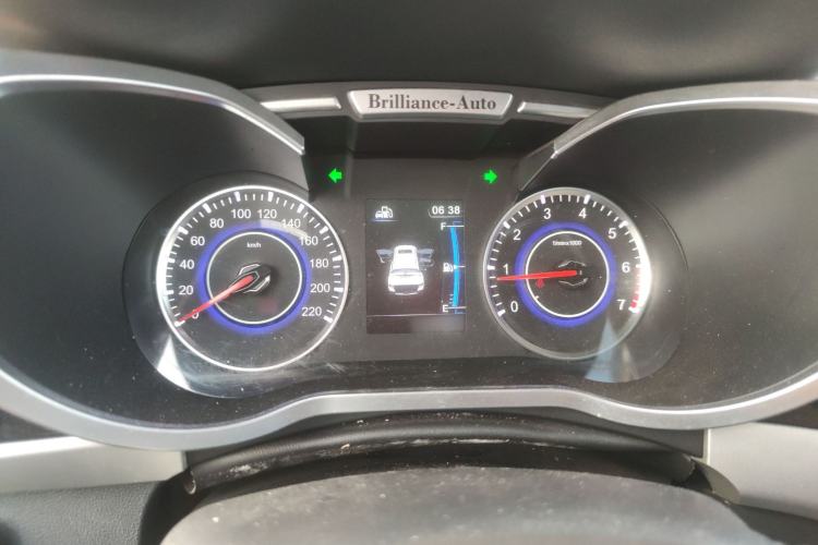 Used Brilliance V3 2015 1.5L Manual Smart Version
