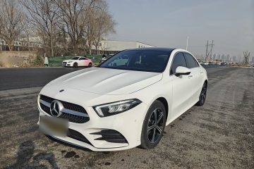 Used Mercedes-Benz A-Class 2022 Second Facelift A 200 L Sport Sedan Fashion Version