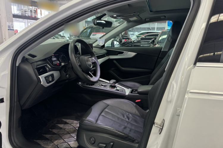 Used Audi A4L 2017 Plus 40 TFSI Ambition Model