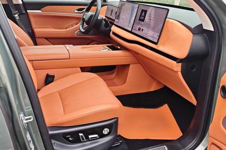 Used Wey Lanshan 2025 Four-Wheel Drive Ultra