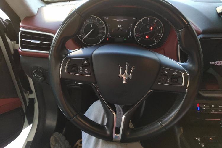 Used Maserati Ghibli 2021 2.0T Sharp Edition