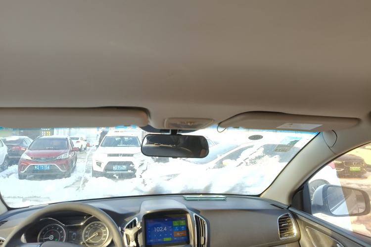 Used Baojun 560 2016 1.8L Manual Elite Version
