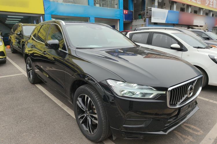Used Volvo XC60 2019 T5 4x4 Smart Edition China V Standard
