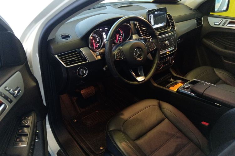 Used Mercedes-Benz GLE Coupe 2018 GLE 320 4MATIC Coupe SUV