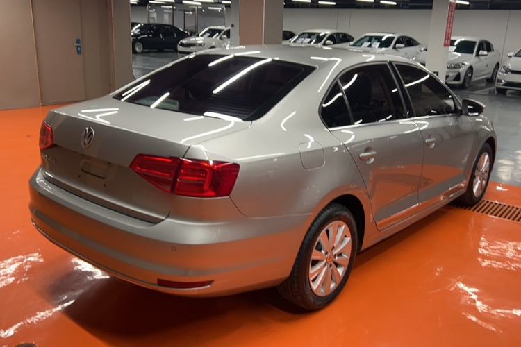 Used Volkswagen Sagitar 2015 1.6L Automatic Comfort Model