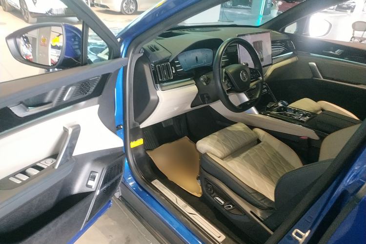 Used BYD Tang New Energy 2022 EV 635 km All-Wheel-Drive Flagship Model
