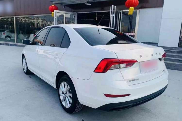 Used Skoda Rapid 2020 1.5L Automatic Standard Edition
