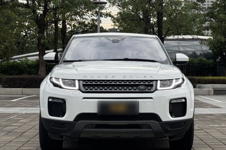 Used Land Rover Range Rover Evoque 2018 200PS PURE New Fashion Edition