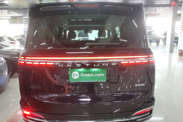 Used Bestune M9 2023 2.0T Ultimate Edition