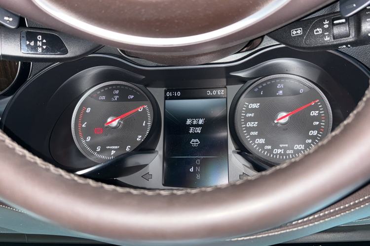 Used Mercedes-Benz GLC 2018 Facelift GLC 260 4MATIC Luxury Edition