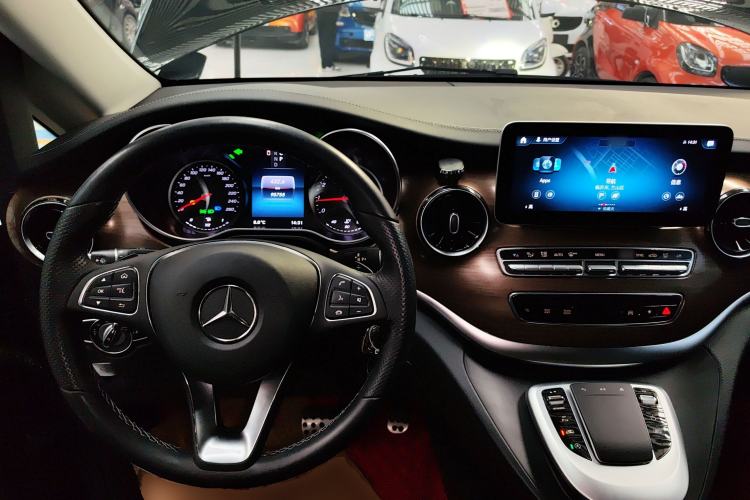 Used Mercedes-Benz V-Class 2020 V 260 L Long-wheelbase Luxury Edition