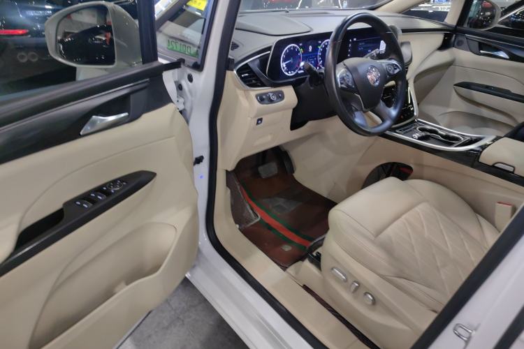 Used Buick GL8 2022 ES Land Cruiser 653T Luxury Model
