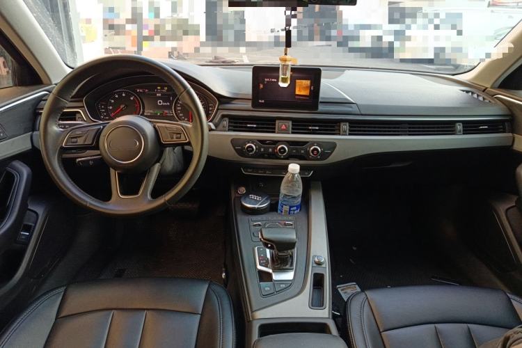 Used Audi A4L 2018 30th Anniversary Edition 40 TFSI Trendy Model