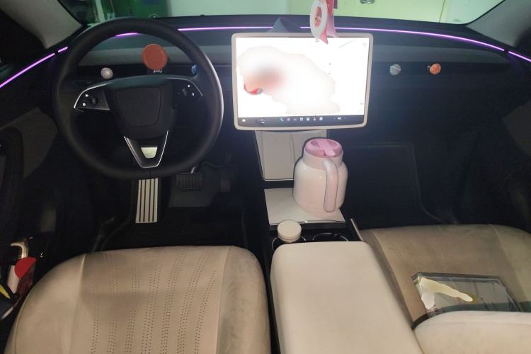 Used Tesla Model Y 2025 Rear-Wheel-Drive Version
