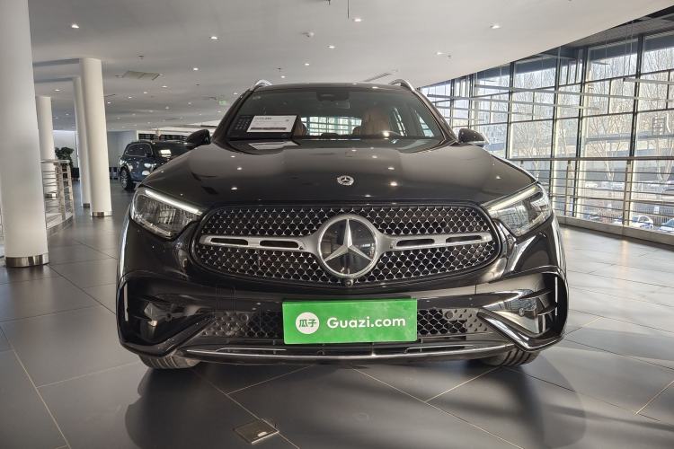 Used Mercedes-Benz GLC 2023 GLC 300 L 4MATIC Dynamic Edition 5-seater
