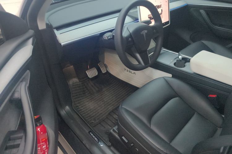 Used Tesla Model Y 2024 Rear-Wheel-Drive Version