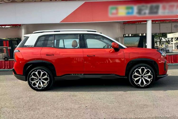 Used AION V 2024 Aion Tyrannosaurus 650 LiDAR Edition
