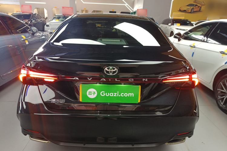 Used Toyota Avalon 2019 2.0L Luxury Edition China VI Standard
