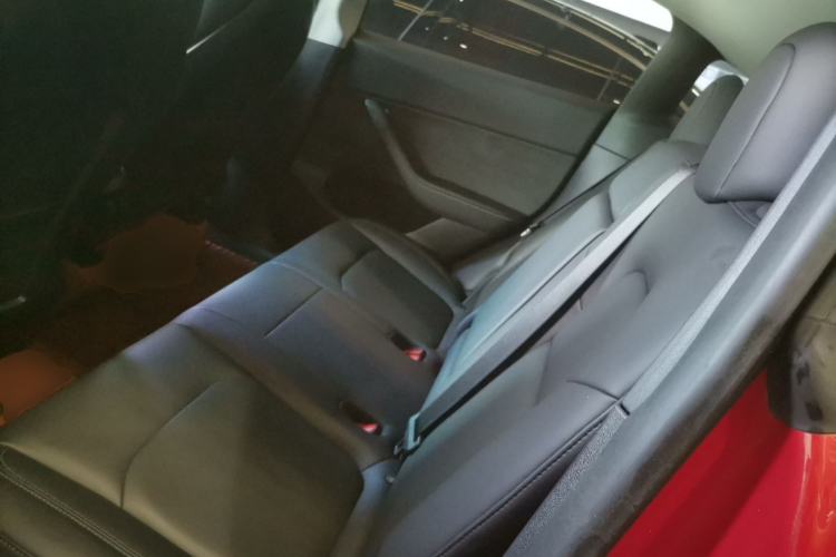 Used Tesla Model Y 2021 Long-Range All-Wheel-Drive Version 3D7
