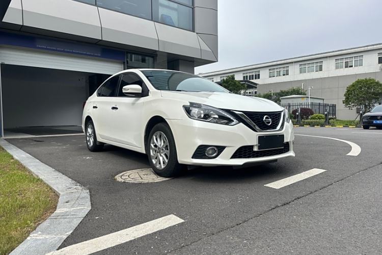 Used Nissan Sylphy 2019 1.6XV CVT Smart Connect Luxury Edition China VI Standard
