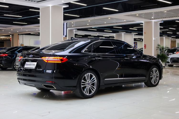 Used Ford Taurus 2019 EcoBoost 245 Vignale Deluxe Edition
