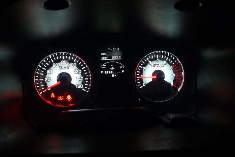 Used Jinbei Hiace X30 2019 1.5L Van Comfort Model China VI SWC15M
