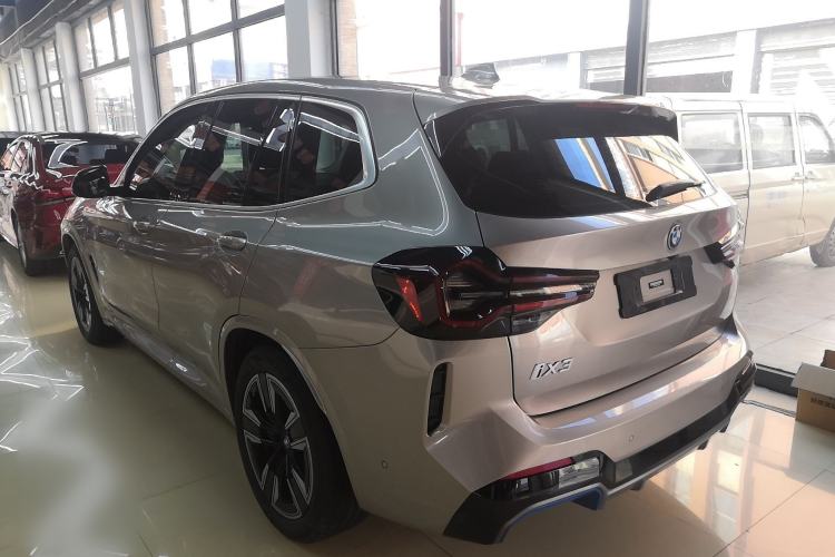 Used BMW iX3 2022 Leading Model
