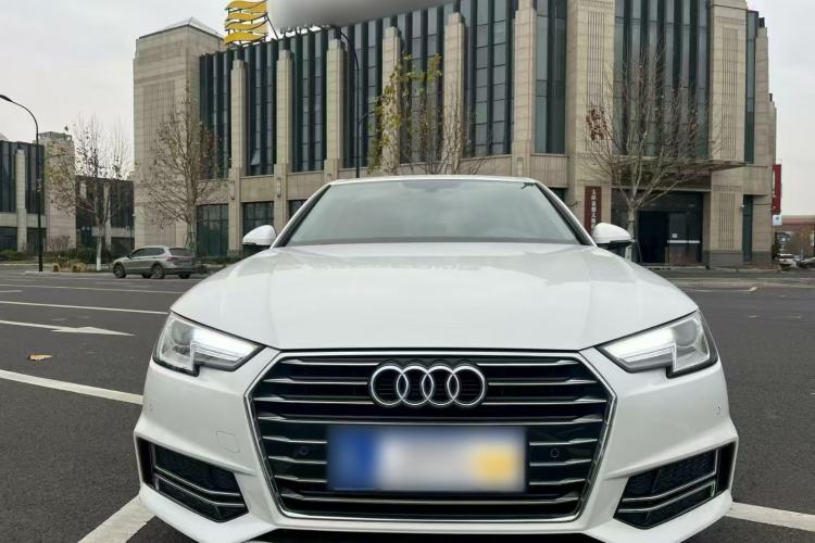 Used Audi A4L 2019 40 TFSI Ambition China VI
