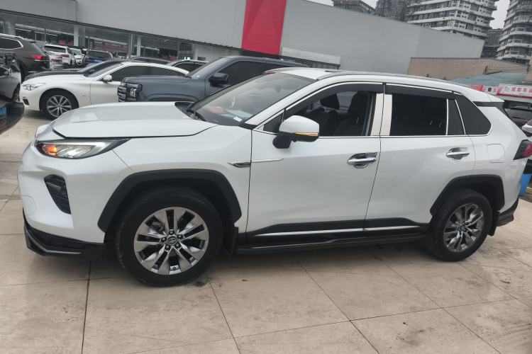 Used Toyota Wildlander 2021 2.0L CVT 4x4 Luxury Edition