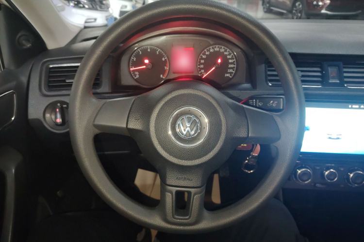 Used Volkswagen Santana 2016 1.6L Manual Fashion Edition