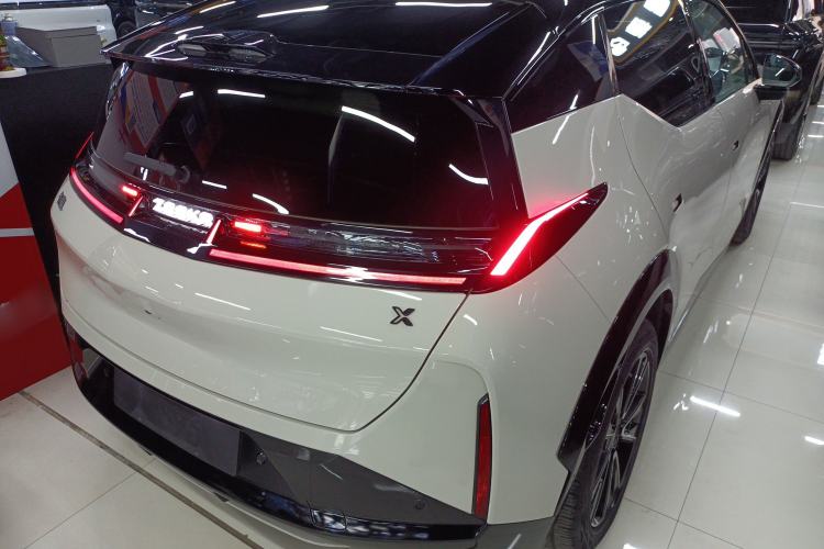 Used Zeekr X 2025 5-Seater Four-Wheel Drive Sport Version
