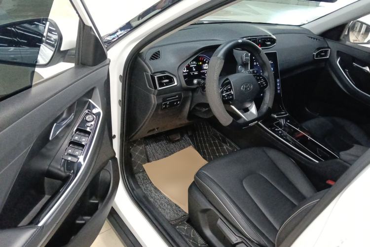 Used Hyundai ix25 2020 1.5L CVT GLS Smart Model
