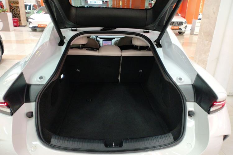 Used  L6 2024 Max Standard Edition
