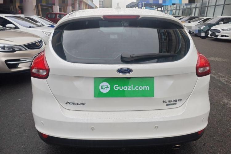 Used Ford Focus 2018 Hatchback Classic EcoBoost 180 Automatic Elite Model
