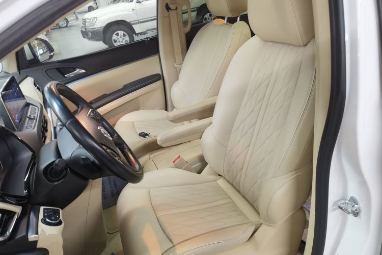 Used Buick GL8 2023 Land Business Class Smart Deluxe Model