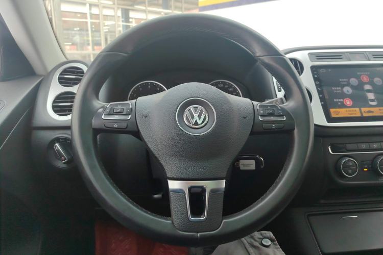 Used Volkswagen Tiguan 2017 300TSI Automatic Two-Wheel Drive Silk Road Comfort Edition
