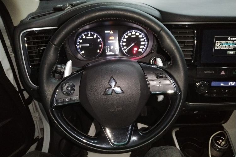 Used Mitsubishi Outlander 2020 2.4L 4x4 Zhi Xiang Edition 5 Seats