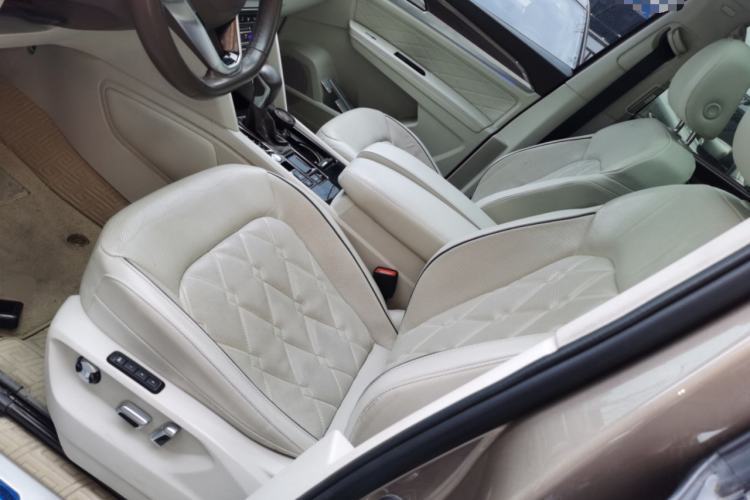 Used Volkswagen Viloran 2020 380TSI Prestige Edition