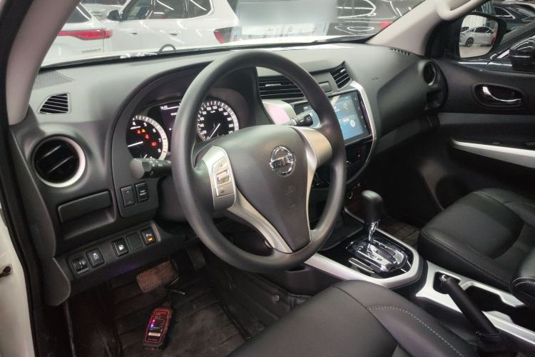 Used Nissan Terra 2020 2.5L XL Upper Automatic Two-Wheel Drive Luxury Edition