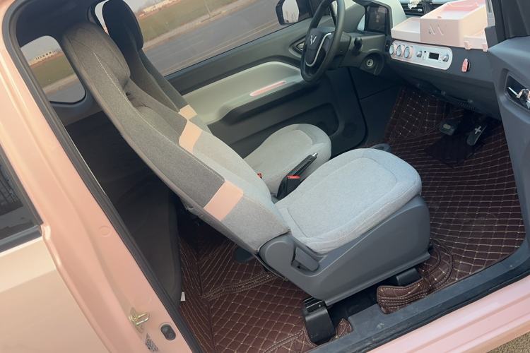 Used Wuling Hongguang MINIEV 2021 Macaron Premium Model – Lithium Iron Phosphate
