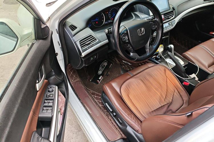 Used Honda Crosstour 2016 2.4L Luxury Edition