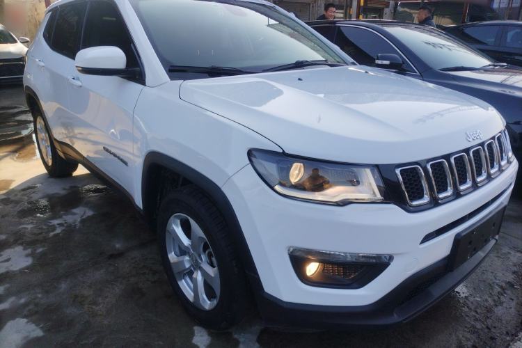 Used  Compass 2020 220T Automatic Leading Edition
