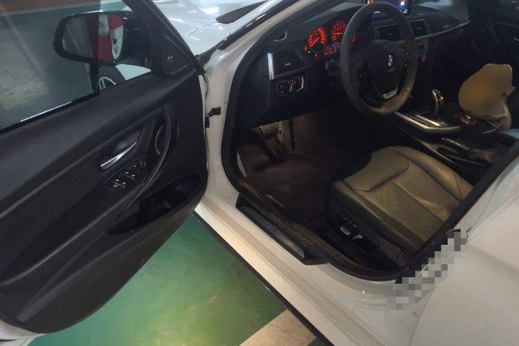 TDK.VehicleDetails.img