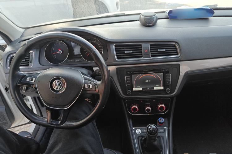 Used Volkswagen Lavida 2017 1.6L Manual Comfort Edition