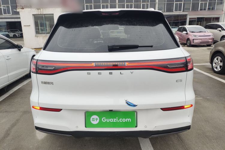 Used  E5 2024 530km Starship Edition