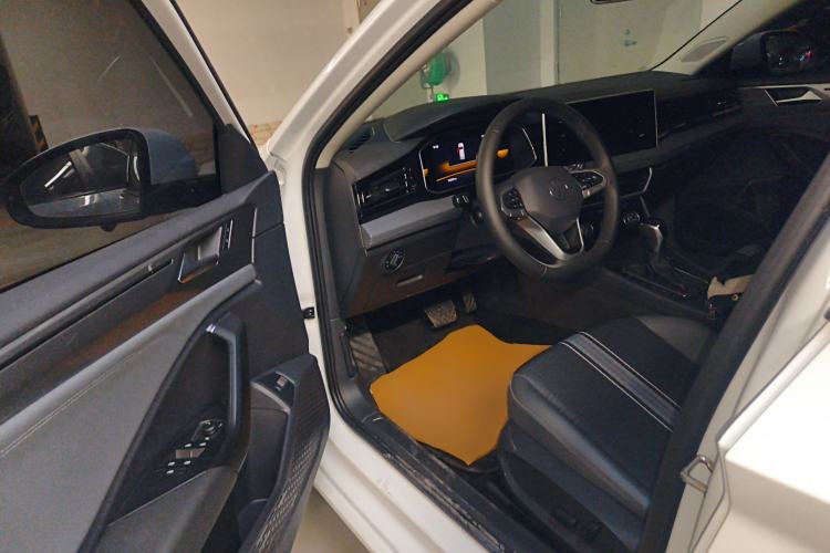 Used Volkswagen Sagitar 2023 300TSI DSG Flyover Edition
