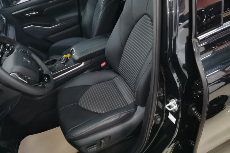 Used Toyota Crown Kluger 2023 2.5L HEV Four-Wheel Drive Prestige Edition
