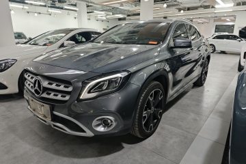 Used Mercedes-Benz GLA 2017 GLA 220 4MATIC Fashion Model