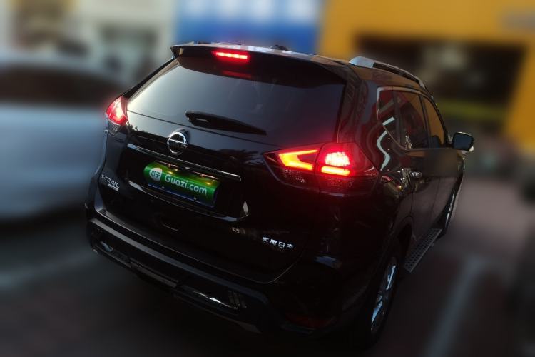 Used Nissan X-Trail 2023 Classic 2.0L Two-Wheel Drive Smart Connect Premium Edition
